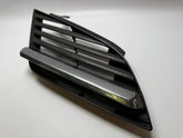 Originele NISSAN PRIMERA BERLINA Radiatorgrille Bumper DS0723601